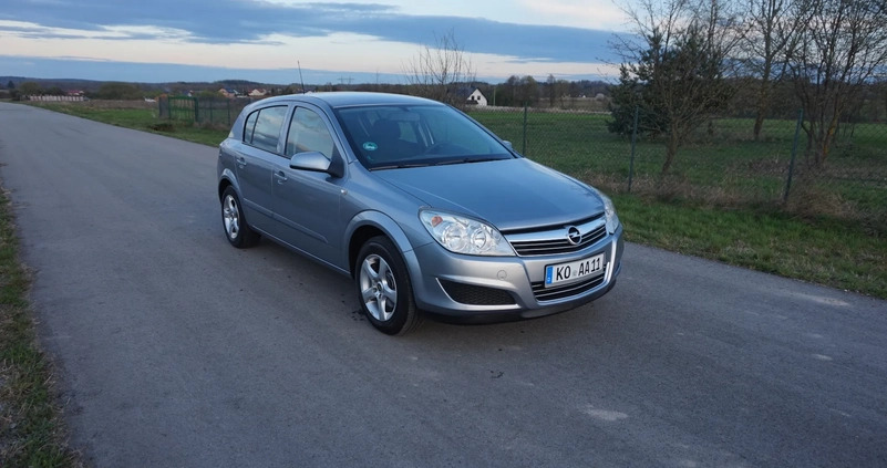 Opel Astra cena 16900 przebieg: 190000, rok produkcji 2009 z Koziegłowy małe 352